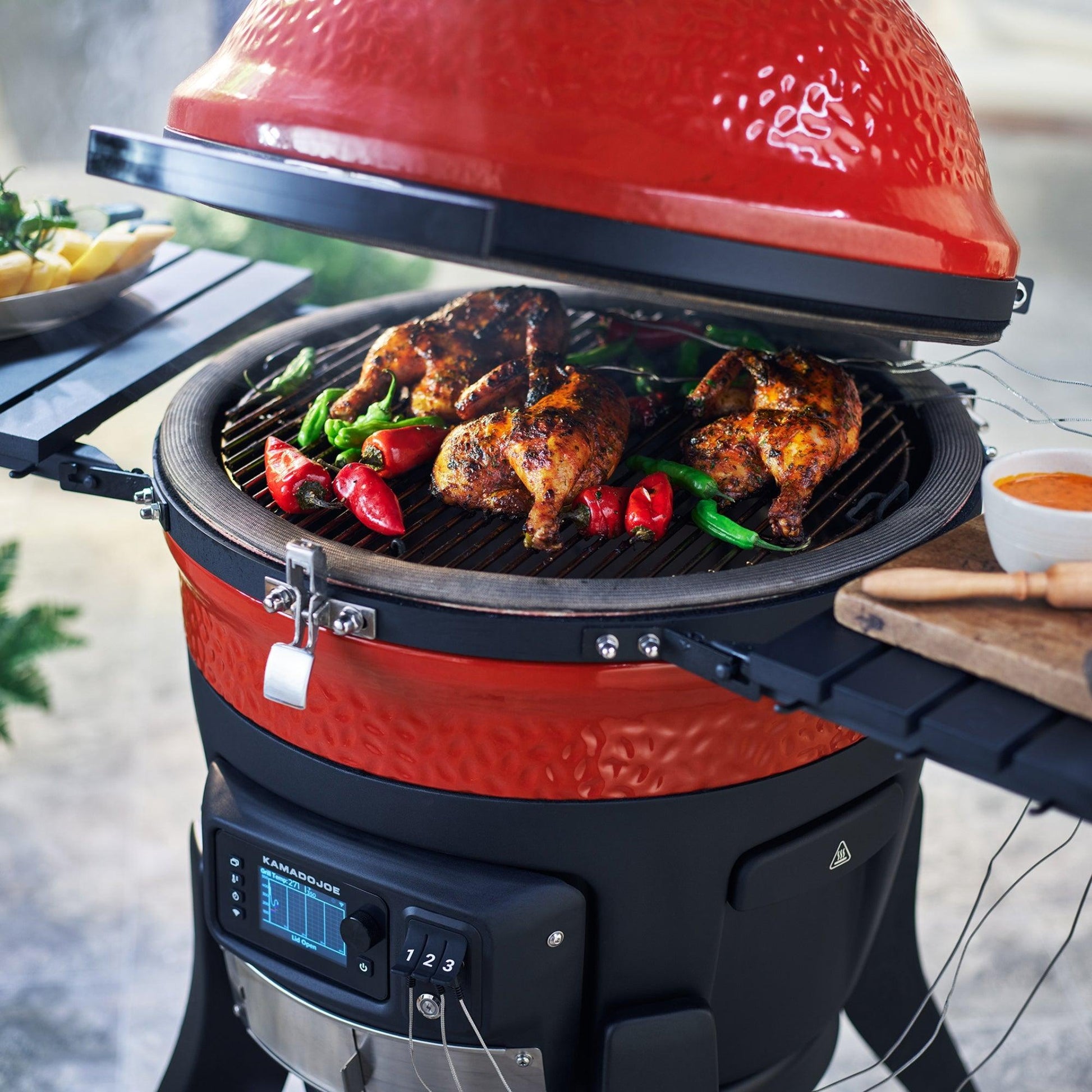 Kamado Joe Konnected BBQ with Elements Pack